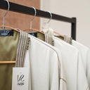 <p>UN SAVOIR-FAIRE</p><p><em> </em><strong>ARTISANAL</strong><em> </em><strong>ET</strong><em> traditionnel</em></p>